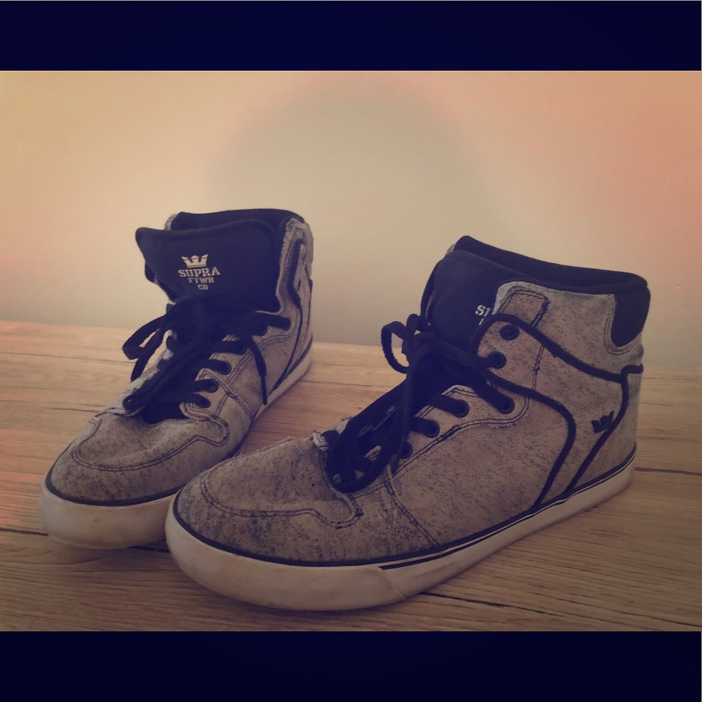 Men’s Supra shoes 10.5 like new